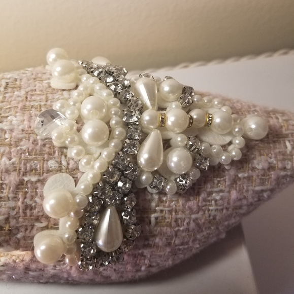 EXQUISITE MULE SLIDES NEW WITH BOX - Picture 8 of 11